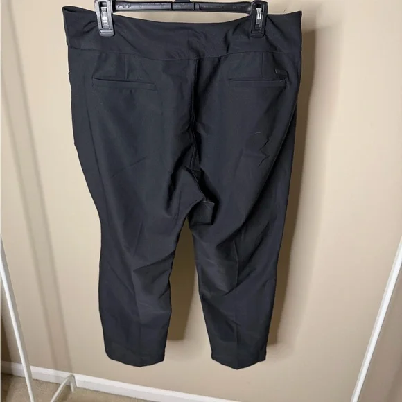 ⛳️ Adidas Golf Pants - Picture 2 of 3